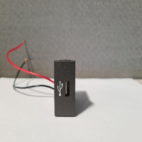 USB Socket-1M